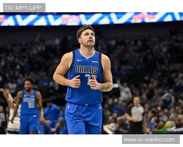 FIBA转发山寨球星合照引发热议大声喊出詹姆斯东契奇库里的名字